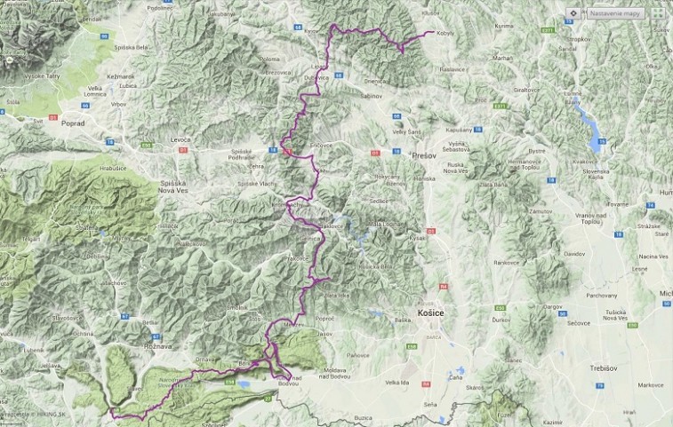 212 km, stúpanie 6800 m, klesanie 6970 m. Klikni na obrázok pre zobrazenie trasy na Hiking.sk.