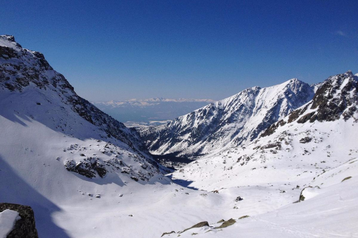 Zlomisková dolina, Železná brána, Dračie sedlo