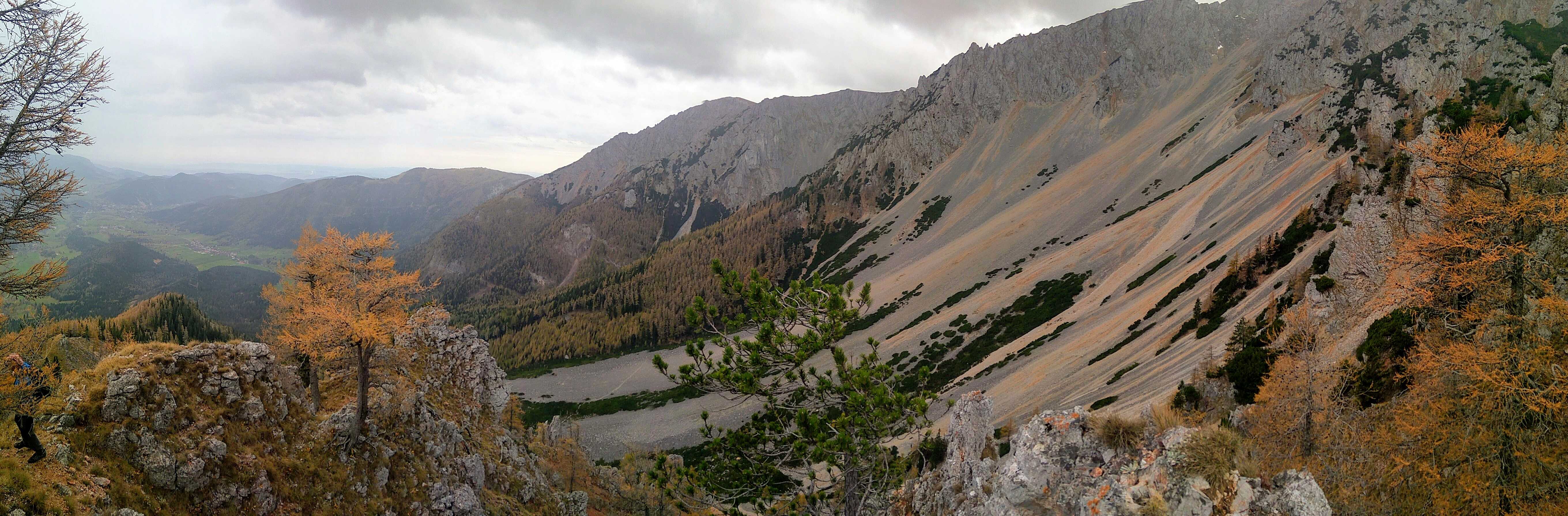 Panoráma východných svahov Schneebergu