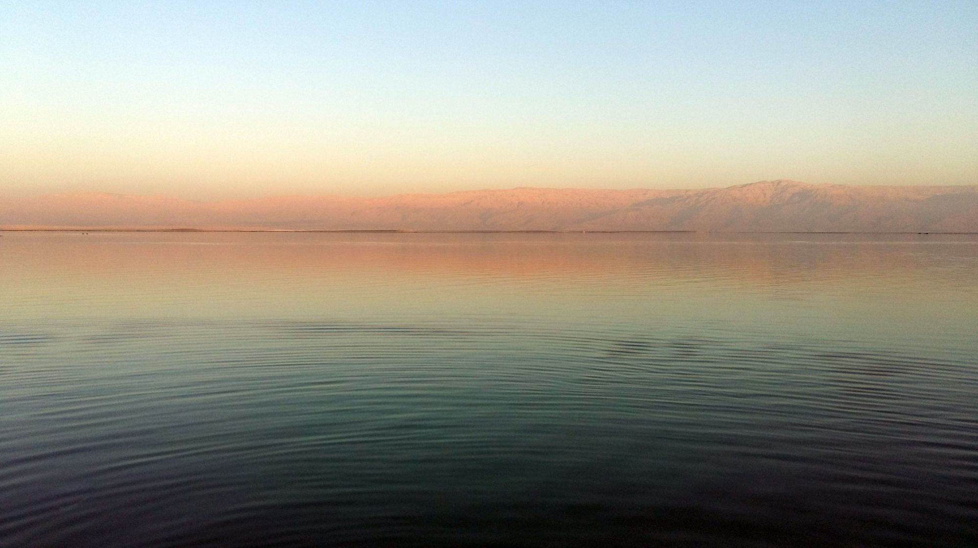Mŕtve more, výhľad na jordánsky breh