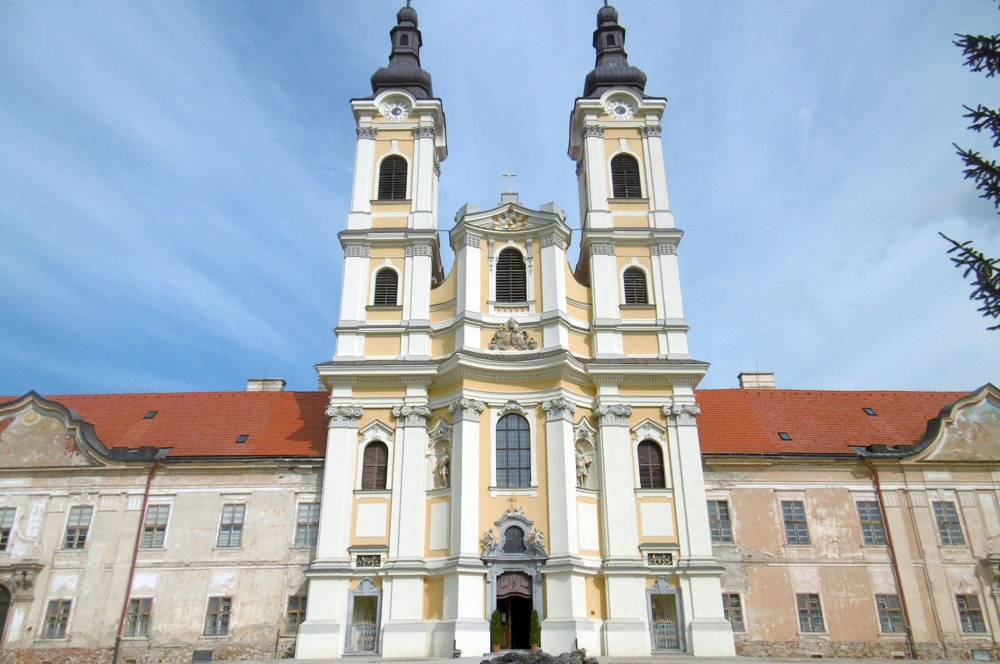 Jasovský kláštor premonštrátov