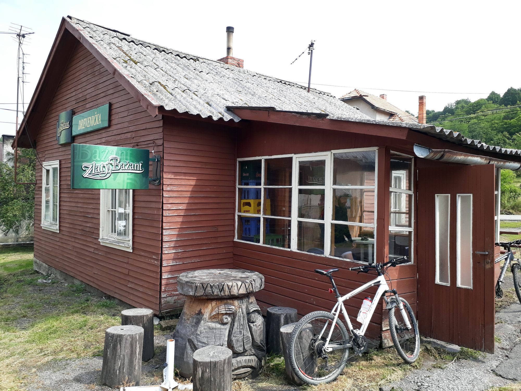 04 Krčma otvorená ale bez krčmára