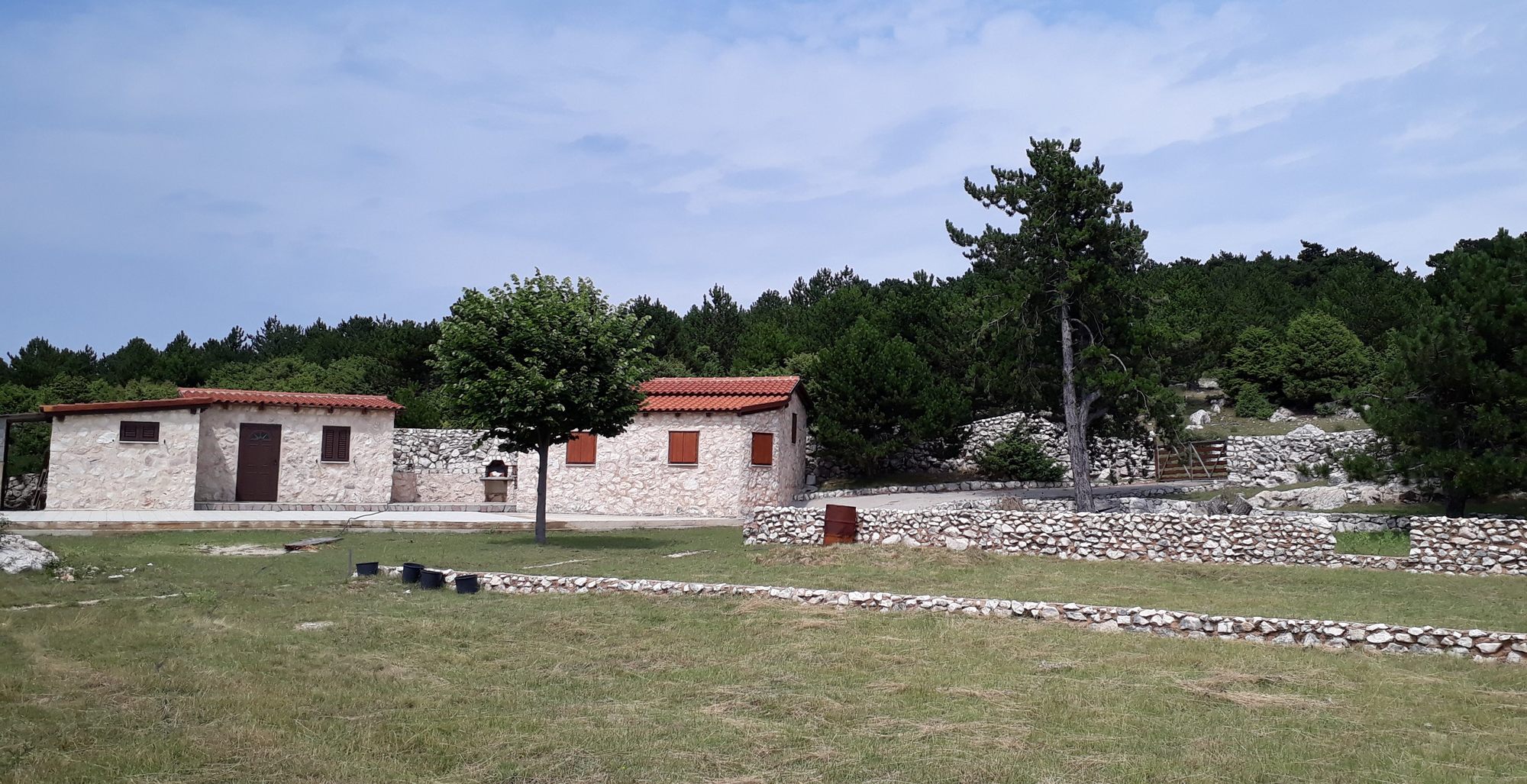 21 Pekná bačovňa