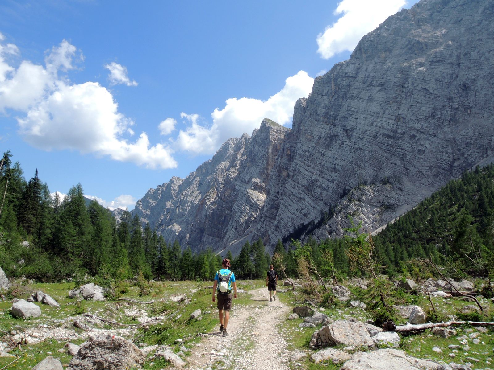 21 Zostup dolinou Krma