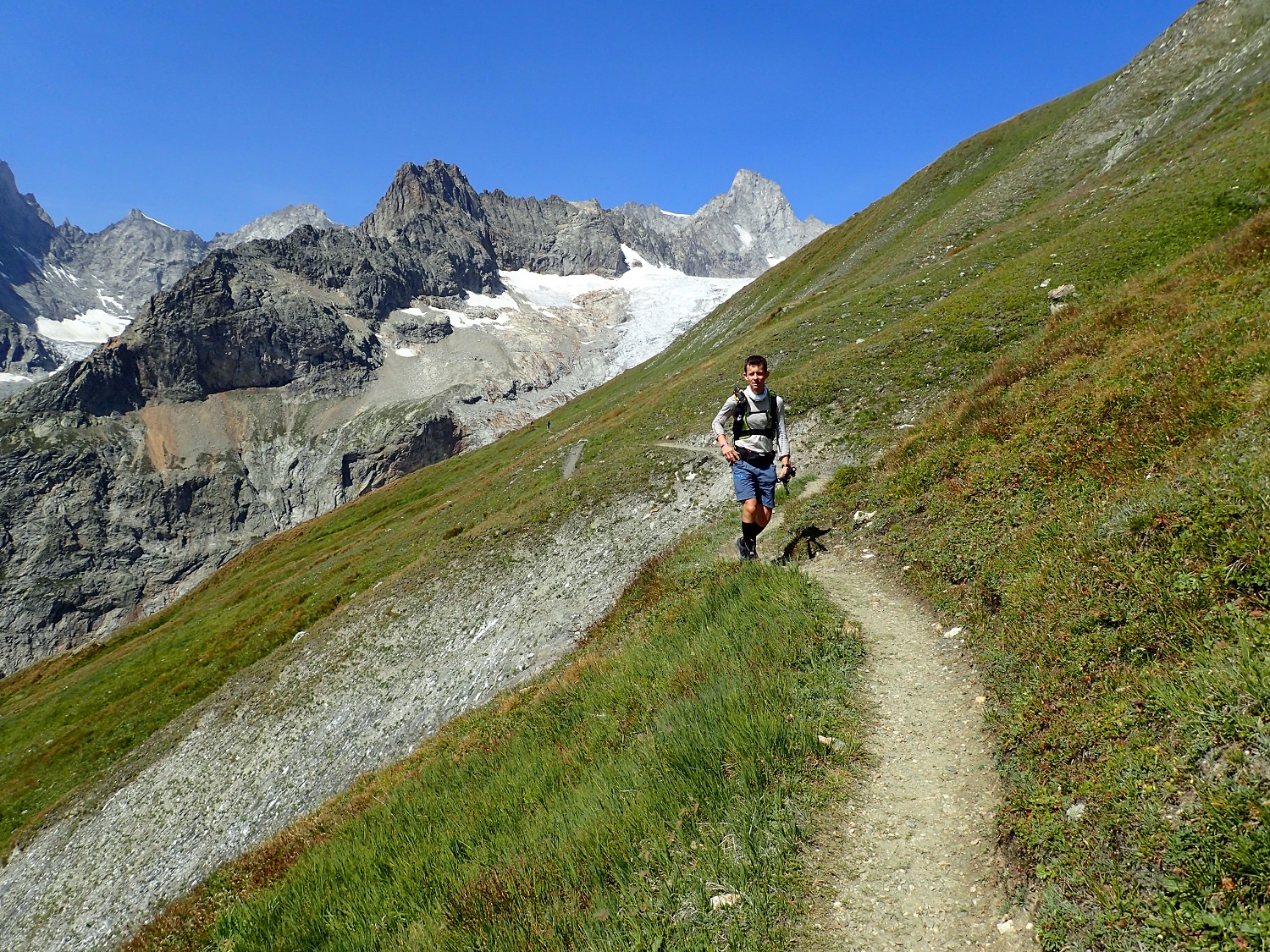 hrebeň Tete de Ferret