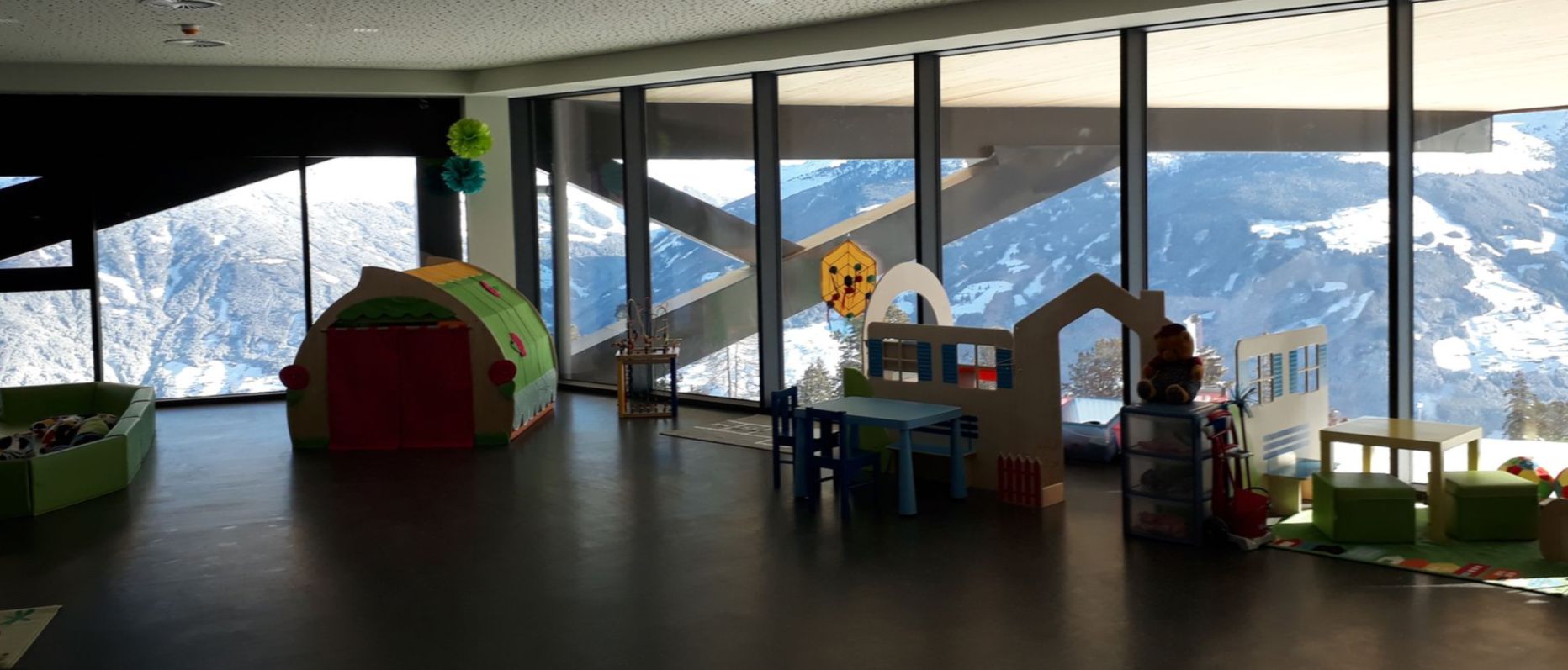 Hochzillertal detská škôlka na hornej stanici kabínky