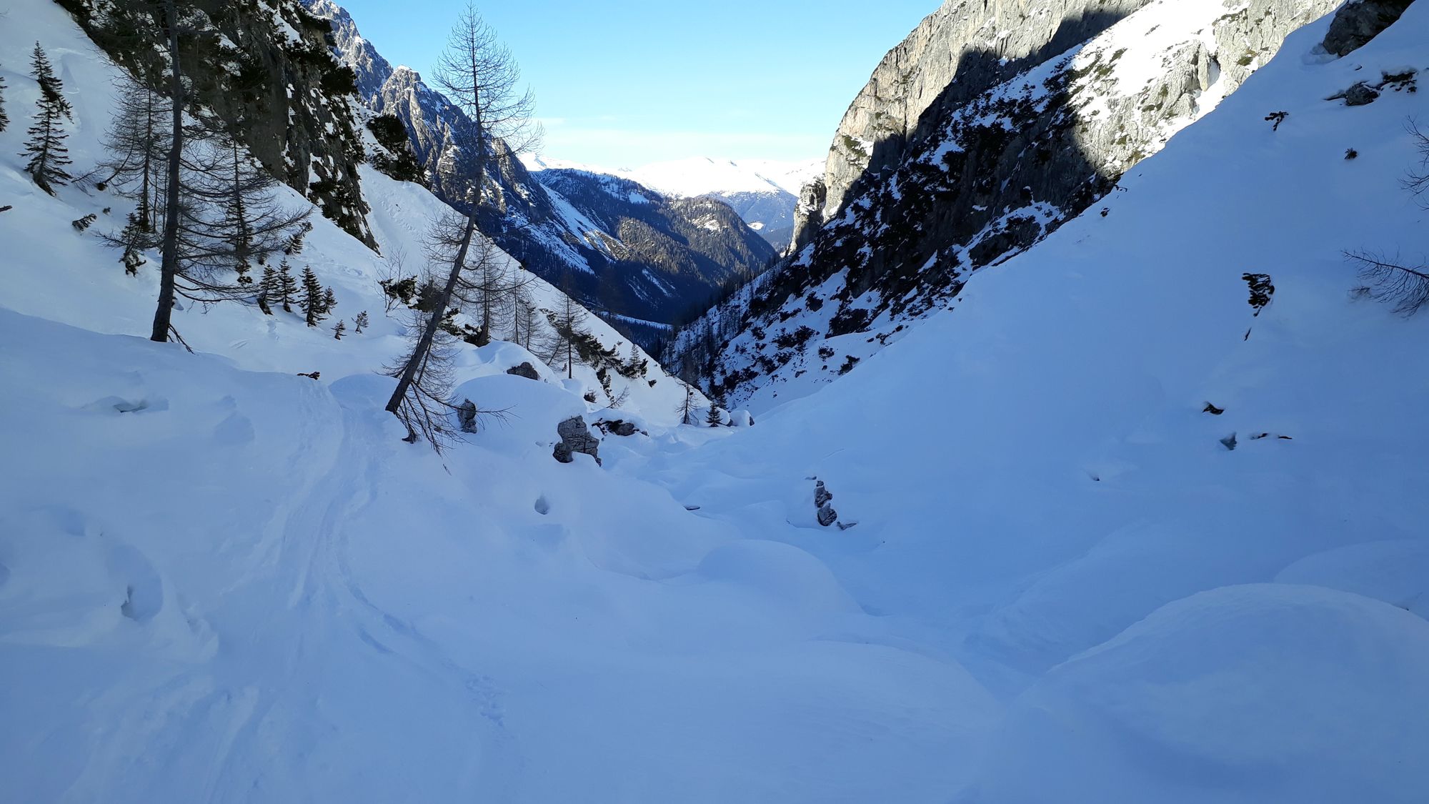 Únavný dojazd v koryte potoka