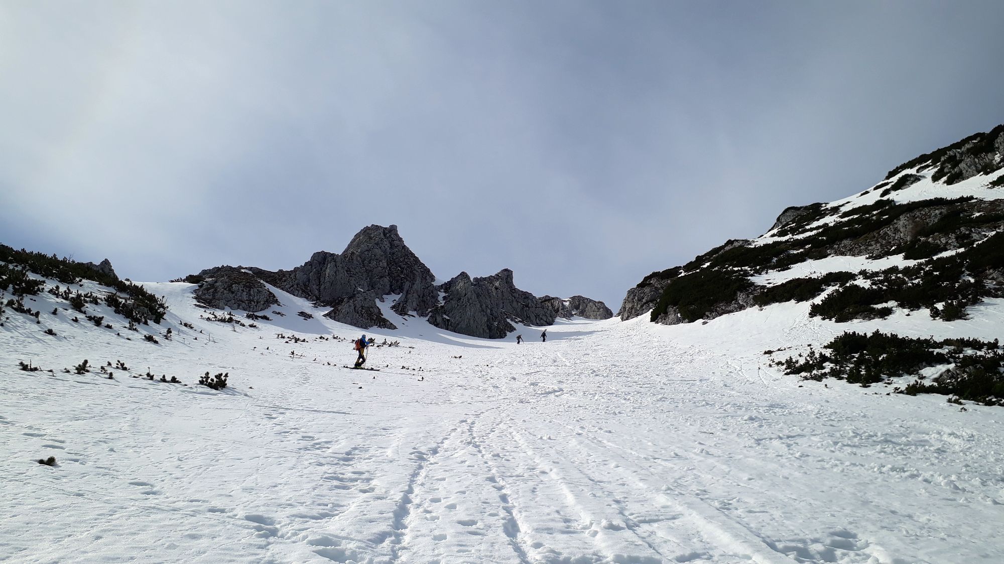 03 Stúpame Rote Schuttom