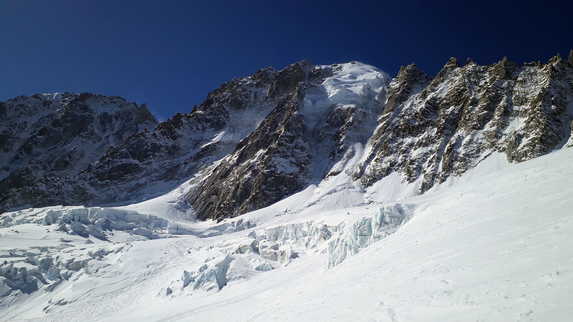 05 Ladová čiapka Aiguilee Verte 4122 m