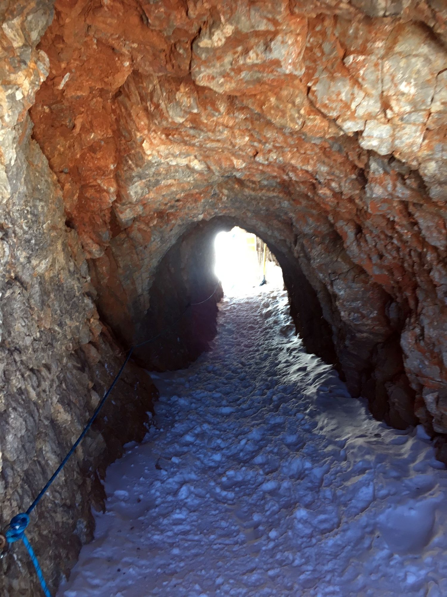 06 tunel medzi traverzom a rebrikom