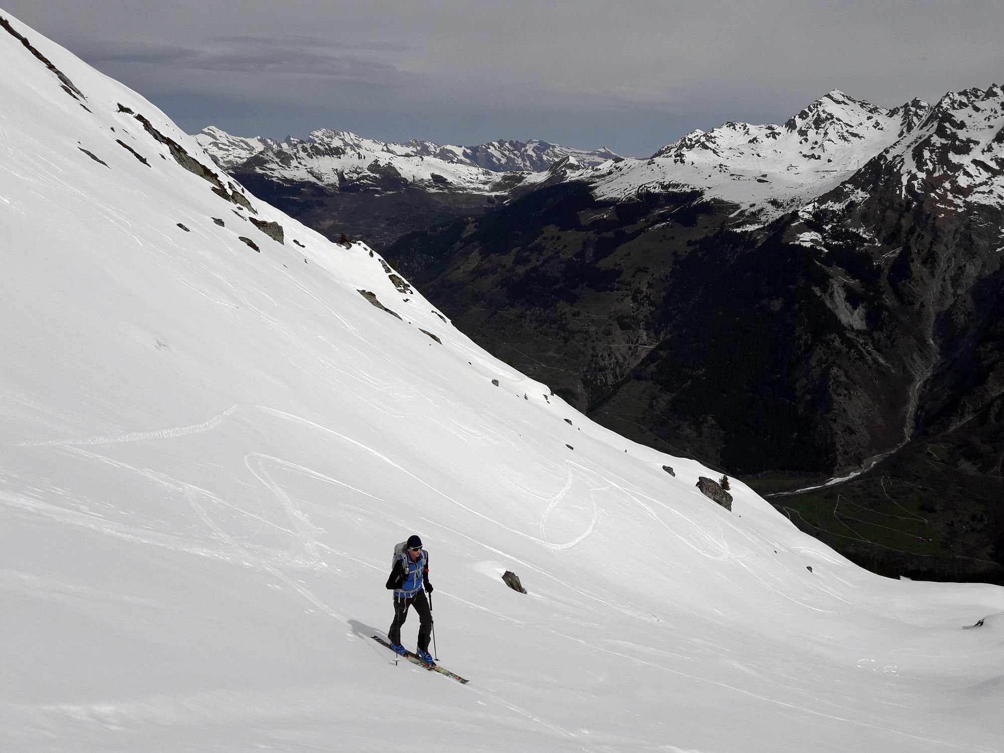 06 Tu by to celkom šlo aj smerom dole