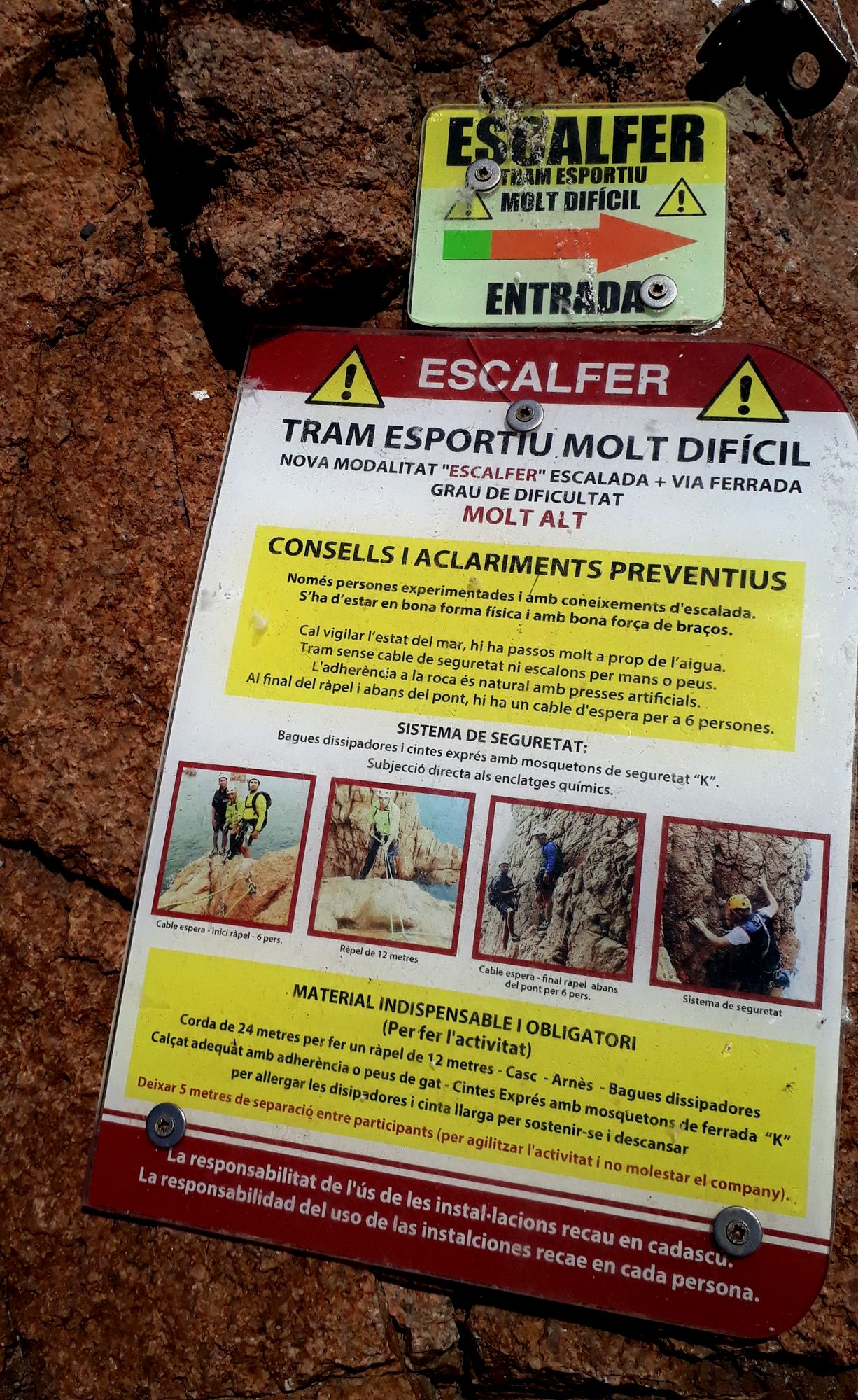 12 Cala del Moli infotabuľa k tretiemu variantu ktorý obsahuje zlaňovanie