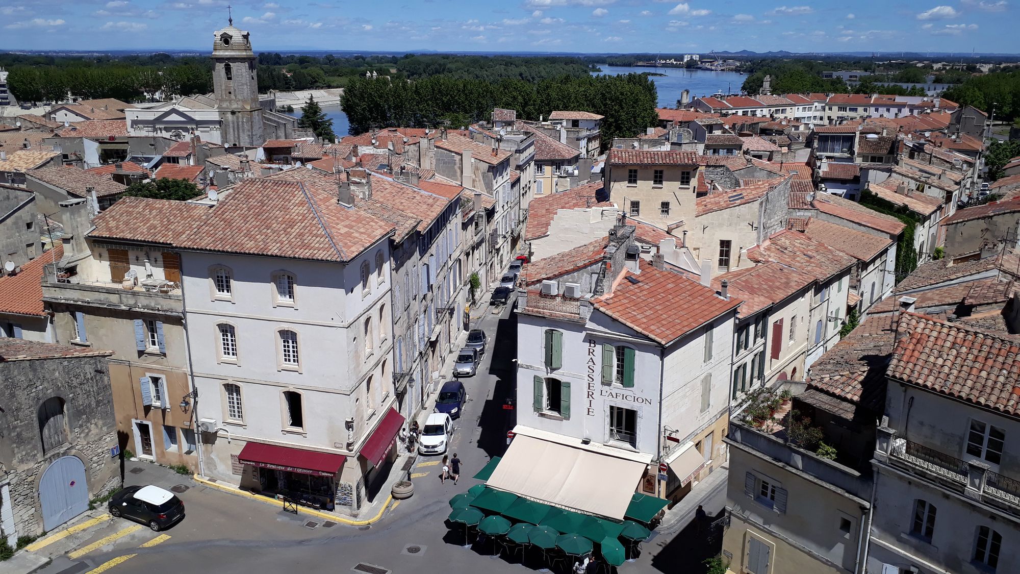 04 Arles