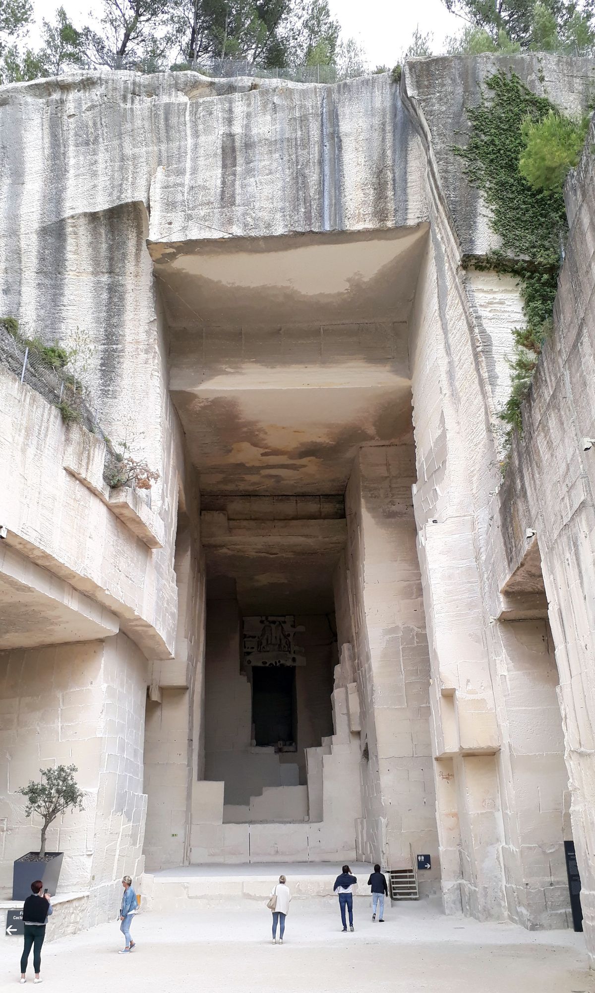 05 Les Baux de Provence Carrieres de Lumieres