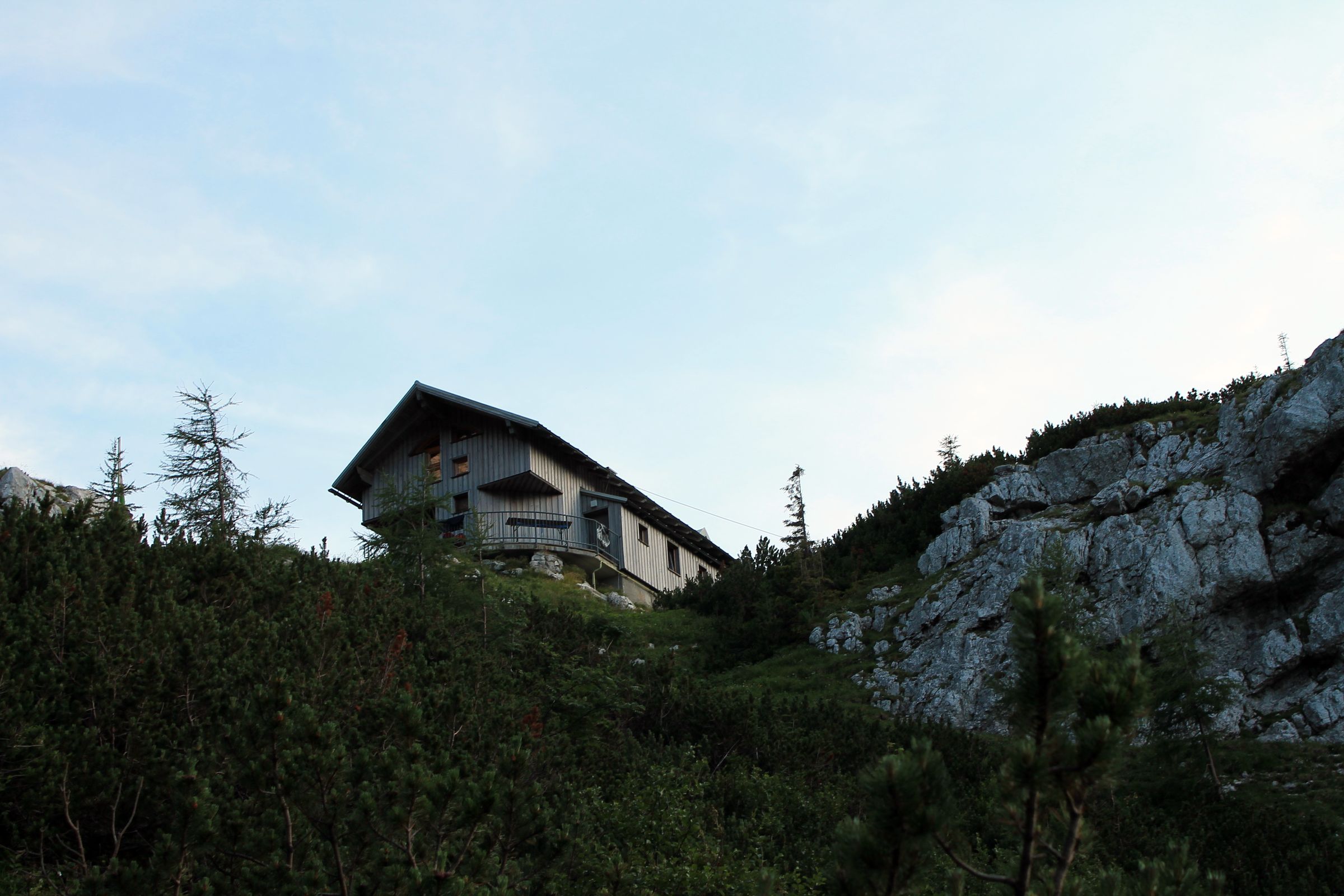 08 Hochtor Hesshuette večer