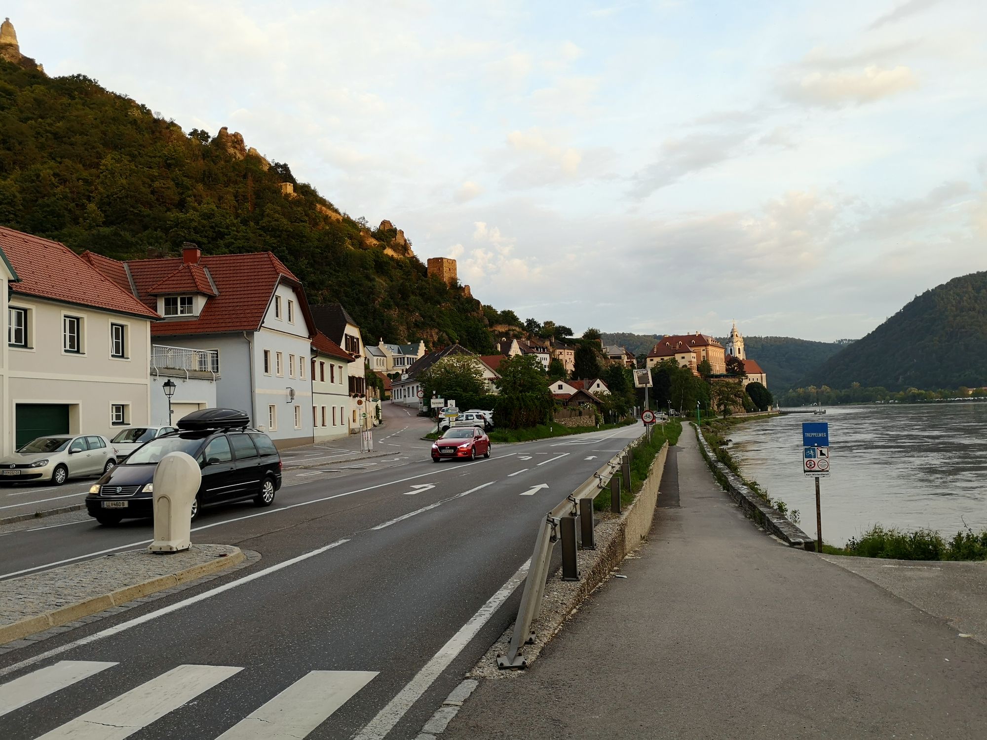 04 Wachauer grat mestečko Dürnstein