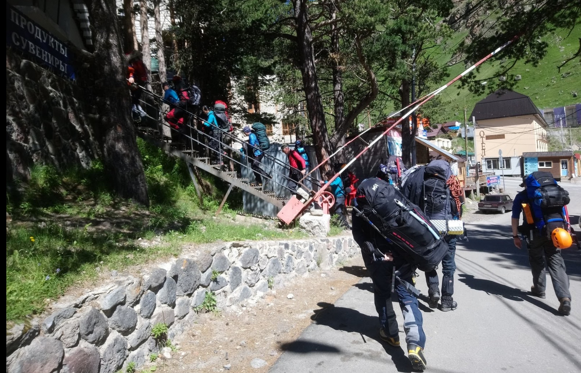 16 Elbrus