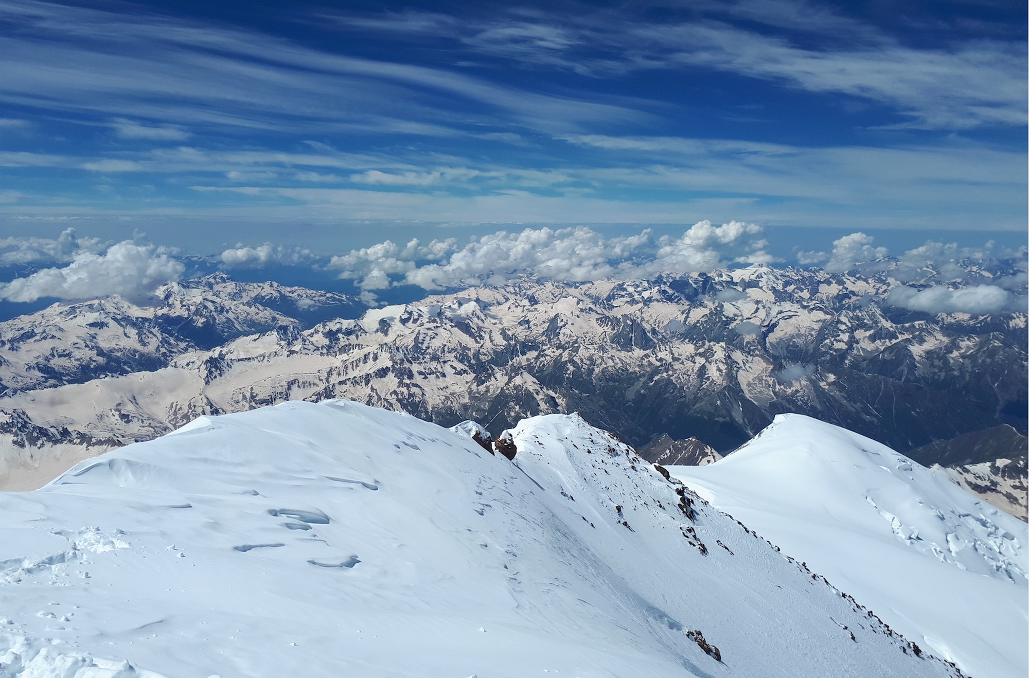 37 Elbrus 37 Elbrus