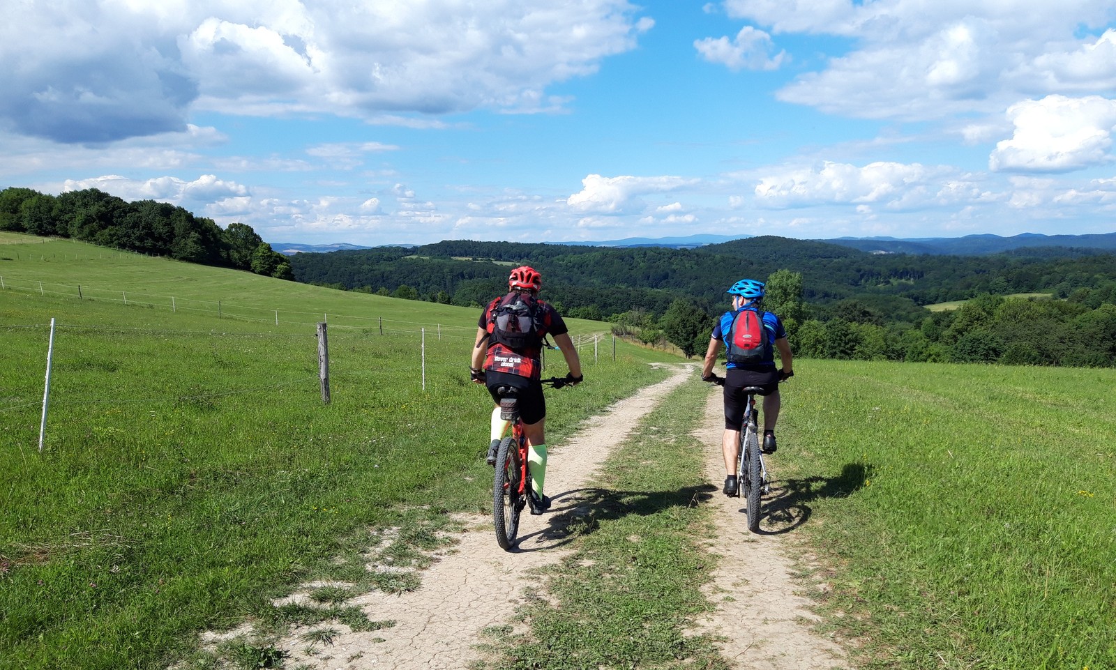 07 Z BA na Bradlo na bicykli Krajinárska časť za Bukovou