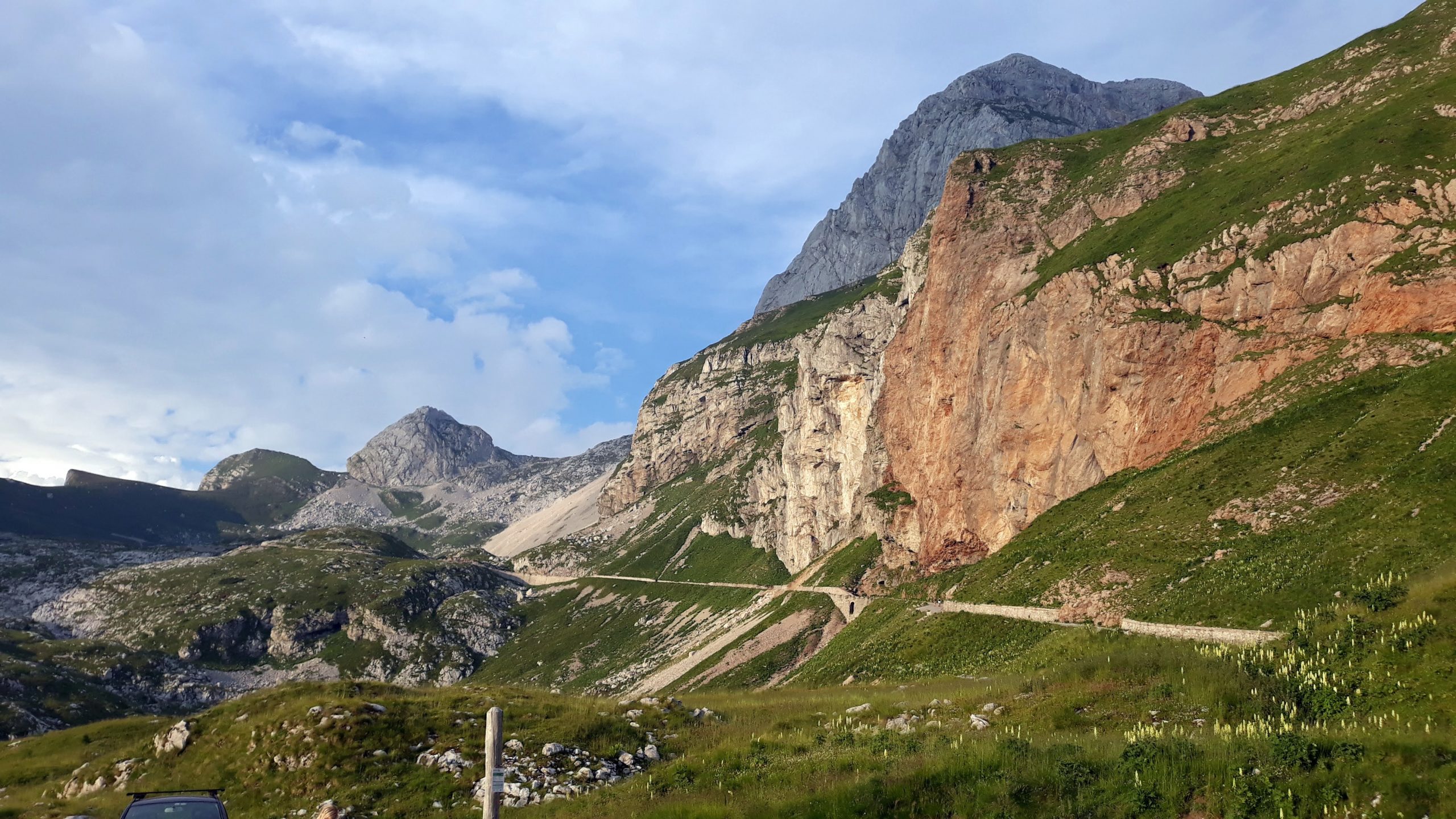 13 Mangart cestou EM08