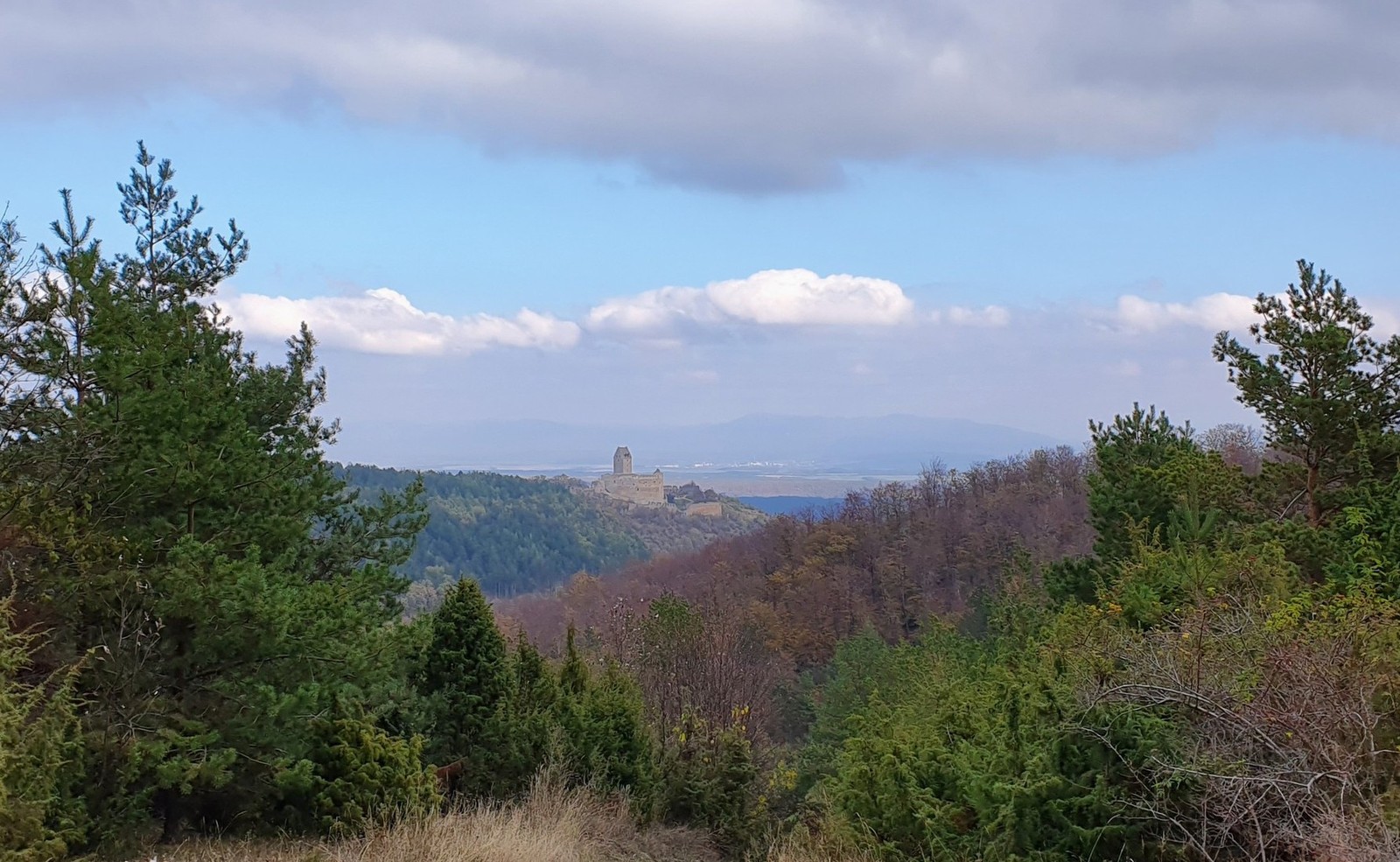 05 Topoľčiansky hrad