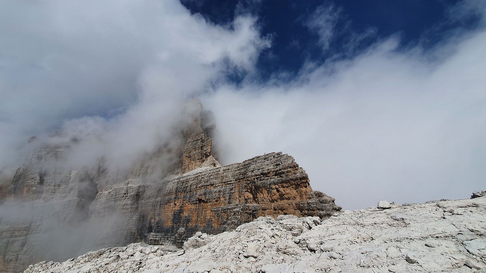 Via delle Bocchette 19 časť Alte Via delle Bocchette 19 časť Alte
