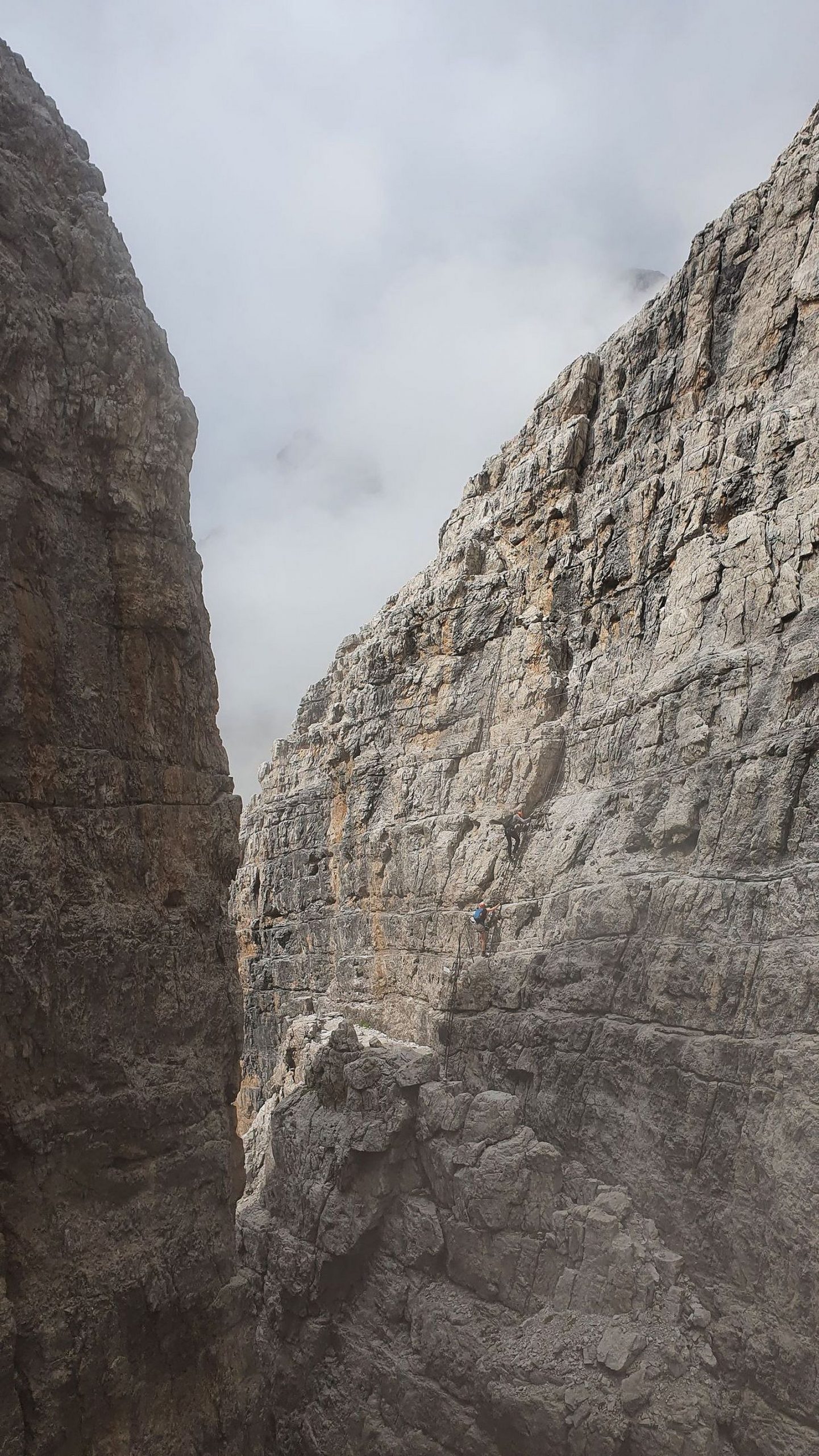 Via delle Bocchette 23 časť Alte Via delle Bocchette 23 časť Alte