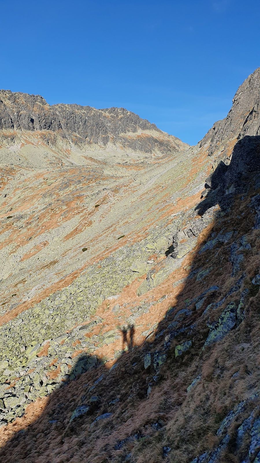 04 Lavým rebrom z na Strbské Solisko z Furkotskej doliny