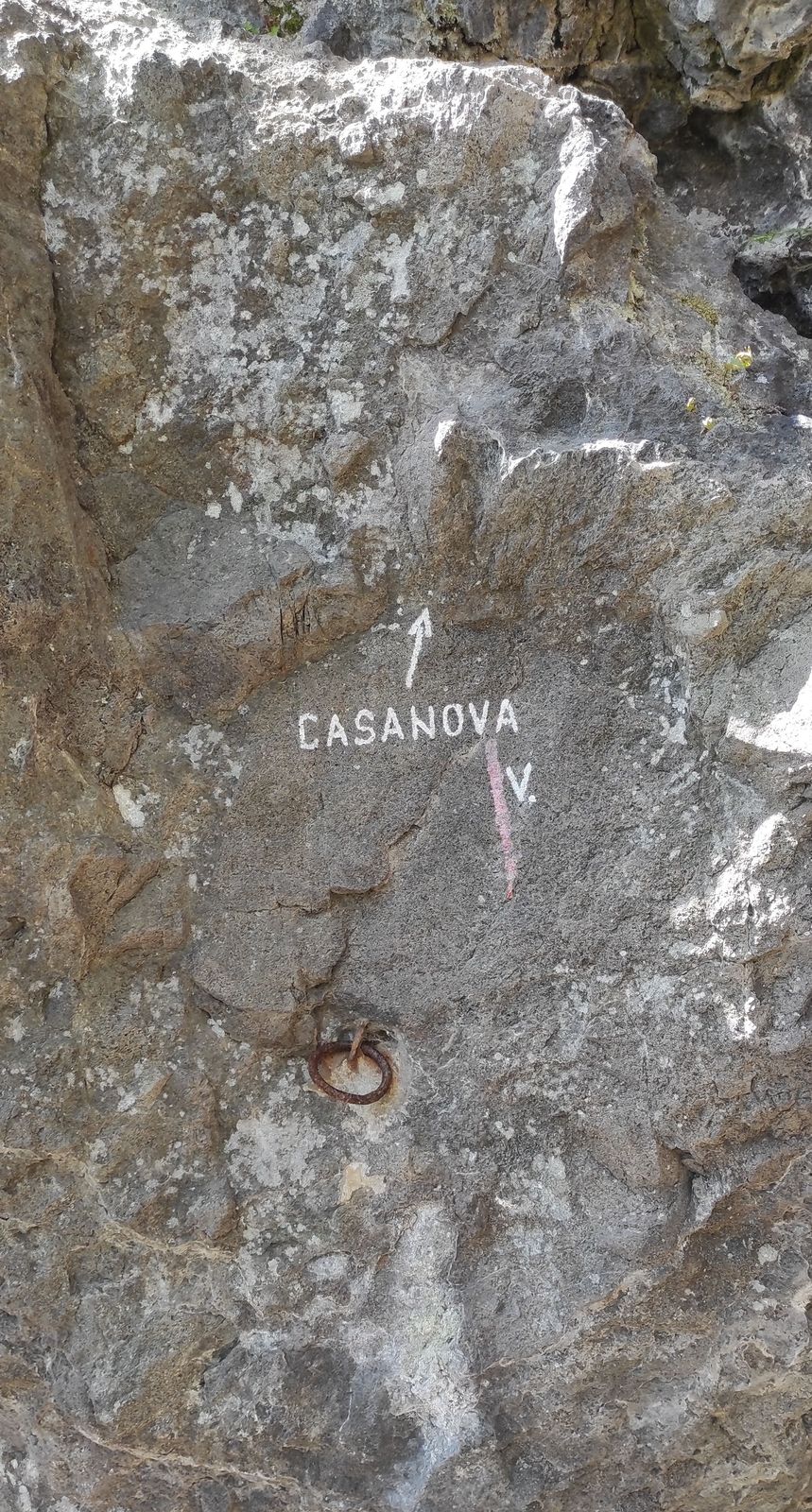 08 Nápisy na skale