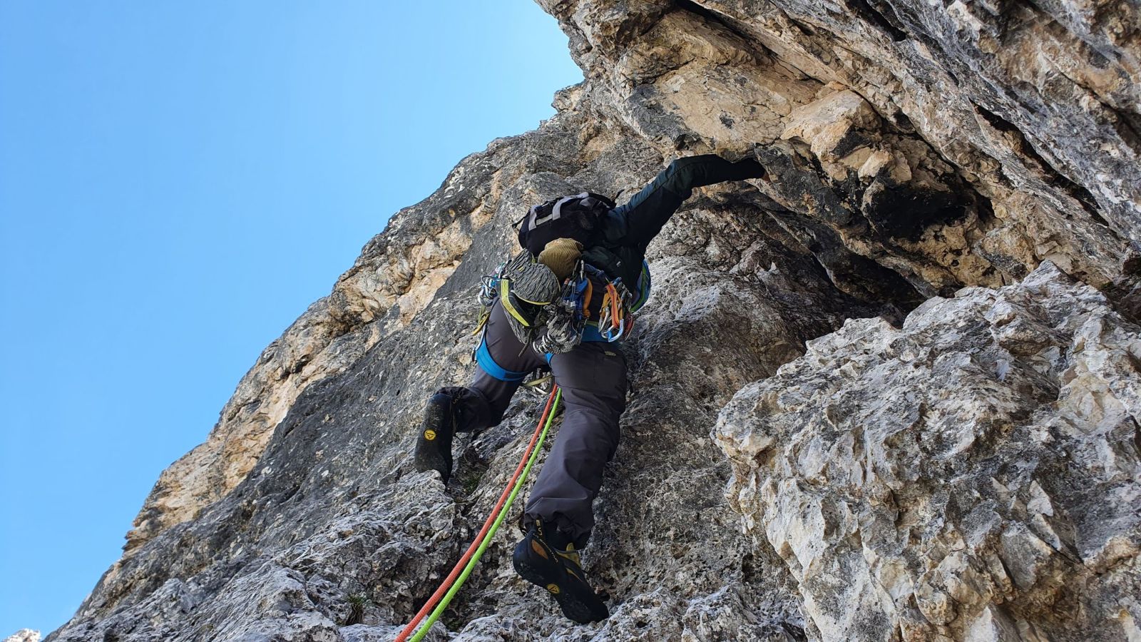 09 Lezenie na Punta Col de Varda štart druhej dlžky