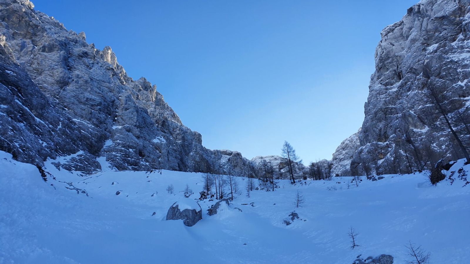 10 Skialp v doline Krnica - tu sme sa otočili, záver doliny na dohľad