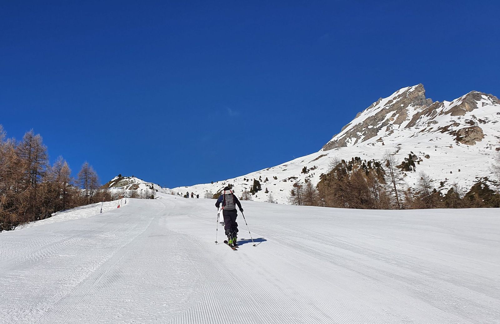 18 Arolla - Pas de Chèvres: stúpanie po panenskom menčestri