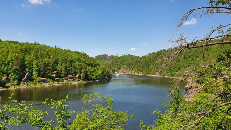 19 Cykloturistika Podyjí chaty a lod