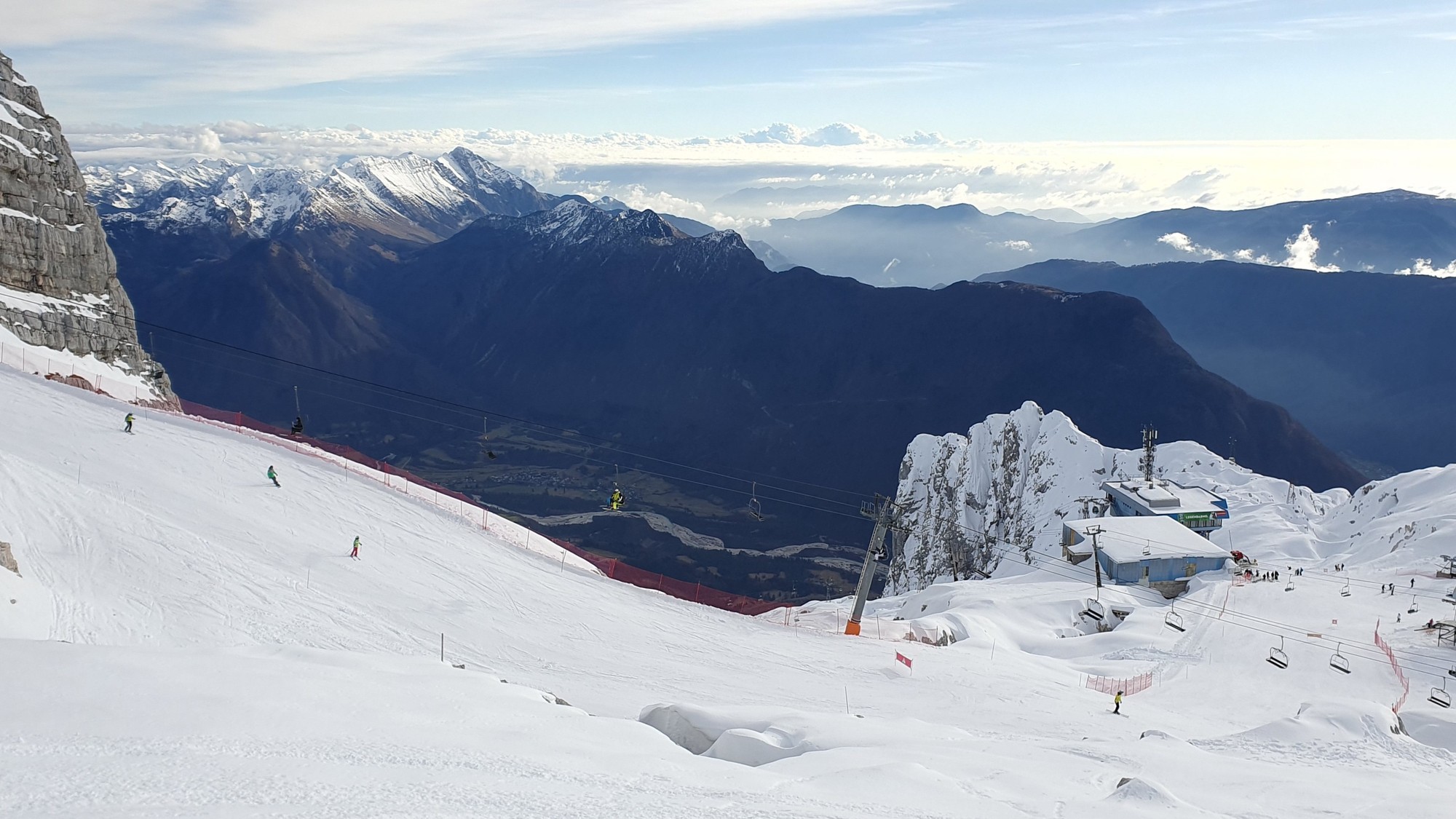 17 Sella Nevea Prestreljeniško okno - výhľad na Soču a Bovec