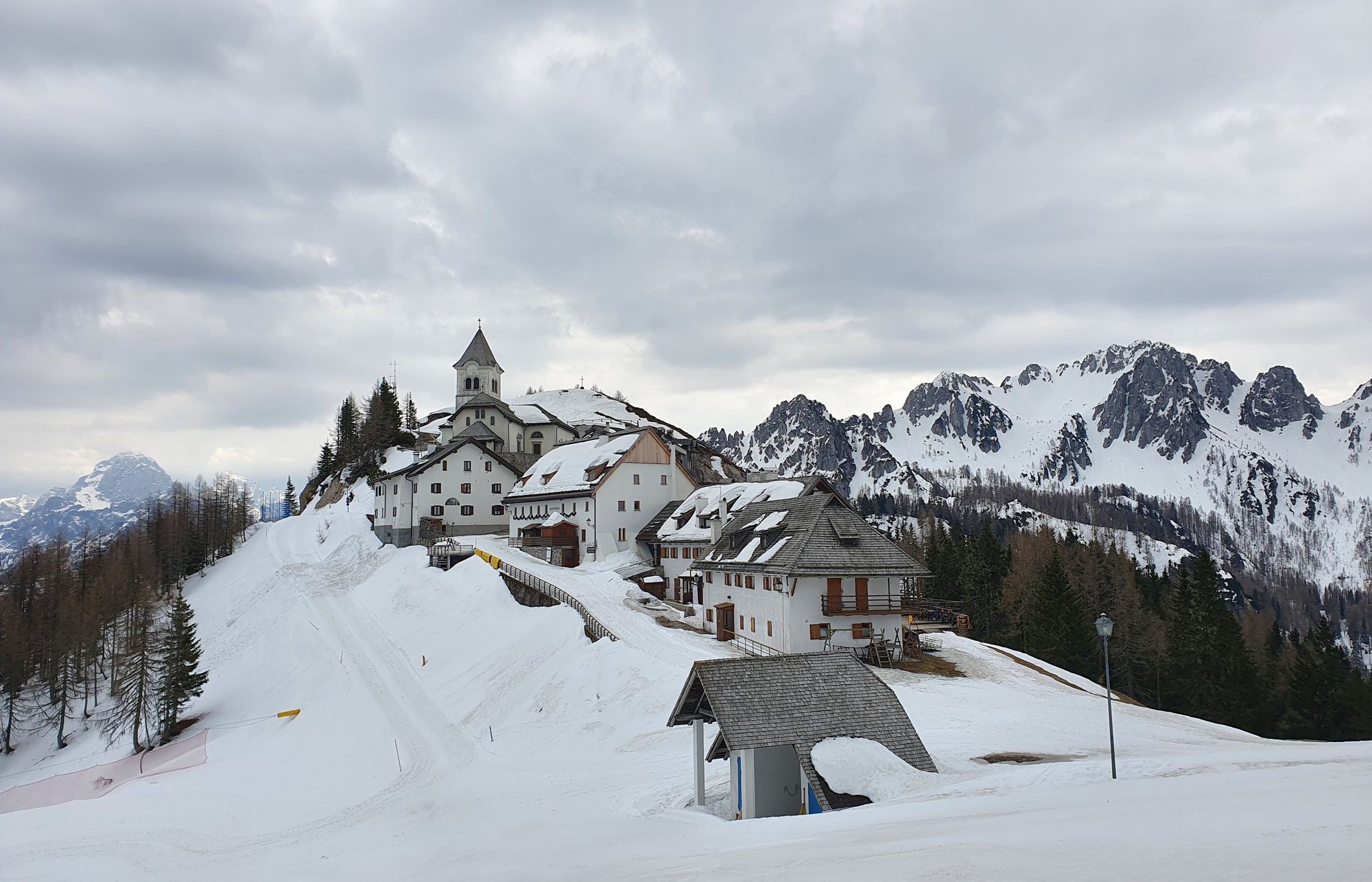 Monte Lussari 13 - pohľad zo susedného kopčeka