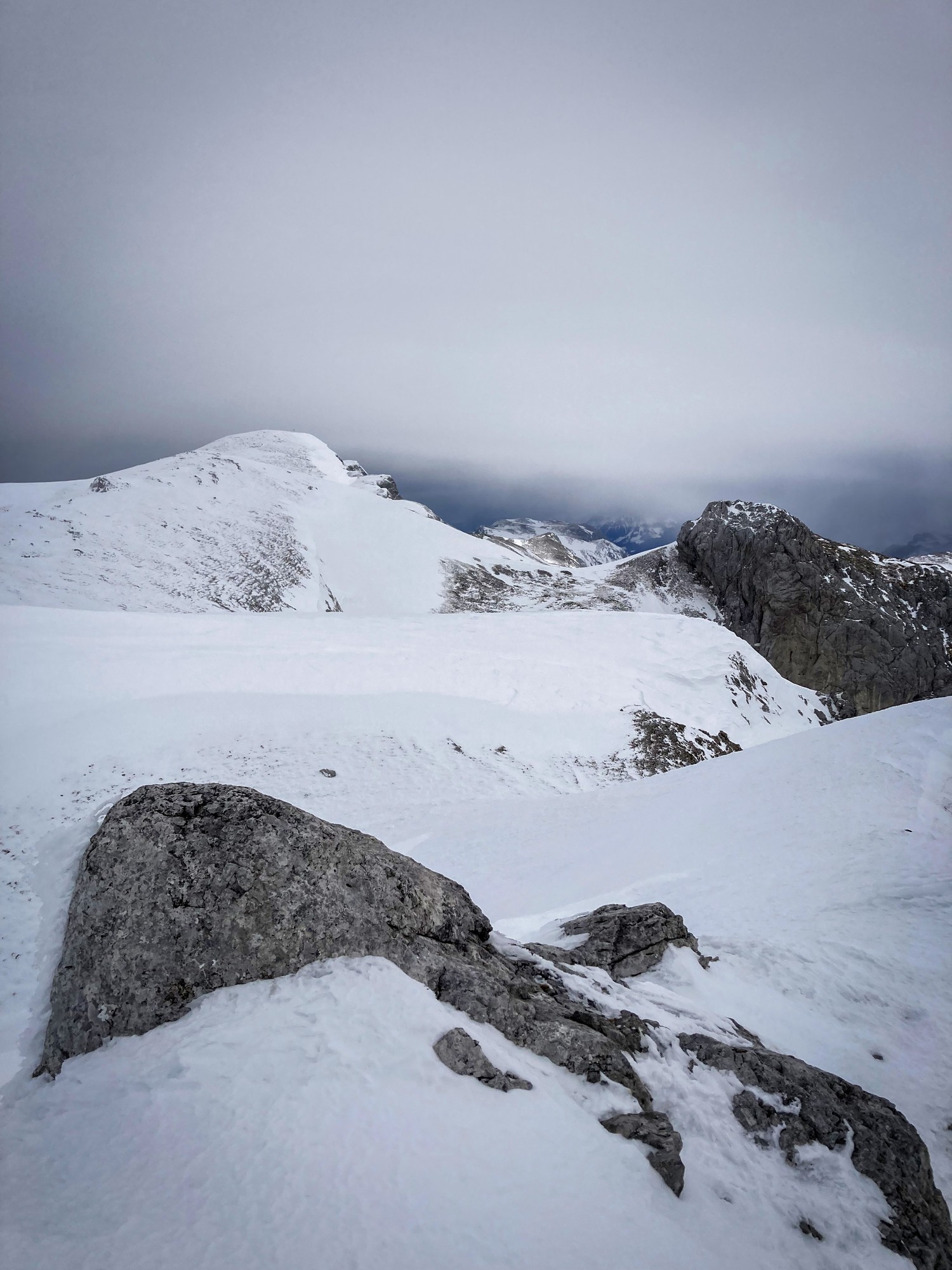 Zagelkogel 09: Výhľad na najvyšší vrchol masívu - Hochschwab