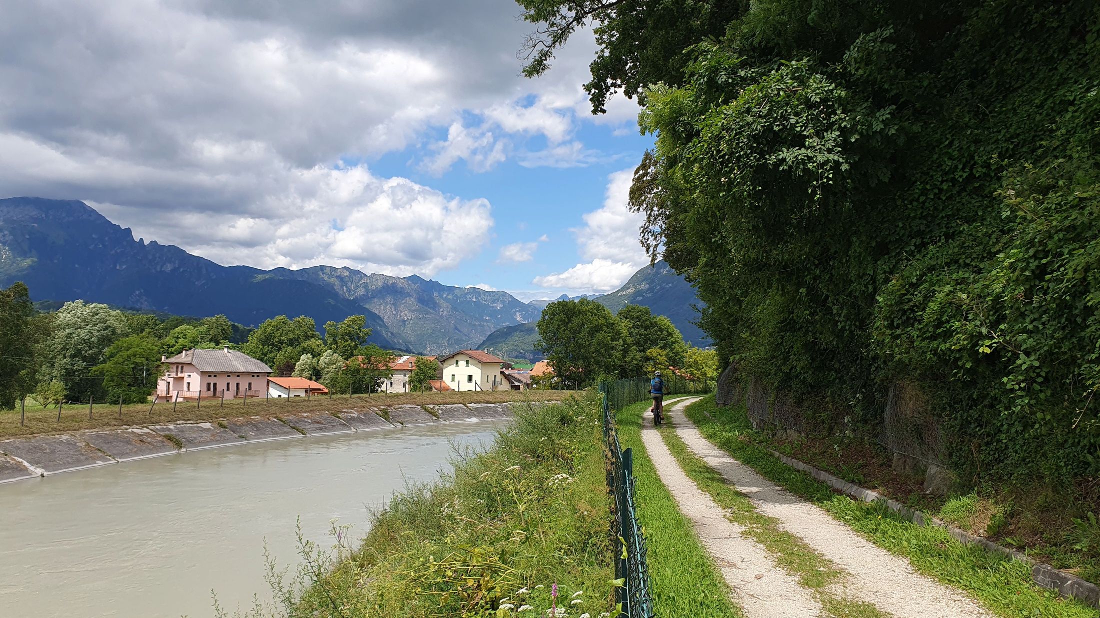 Cykloturistika Lago di Santa Croce, rieka Piava (10)