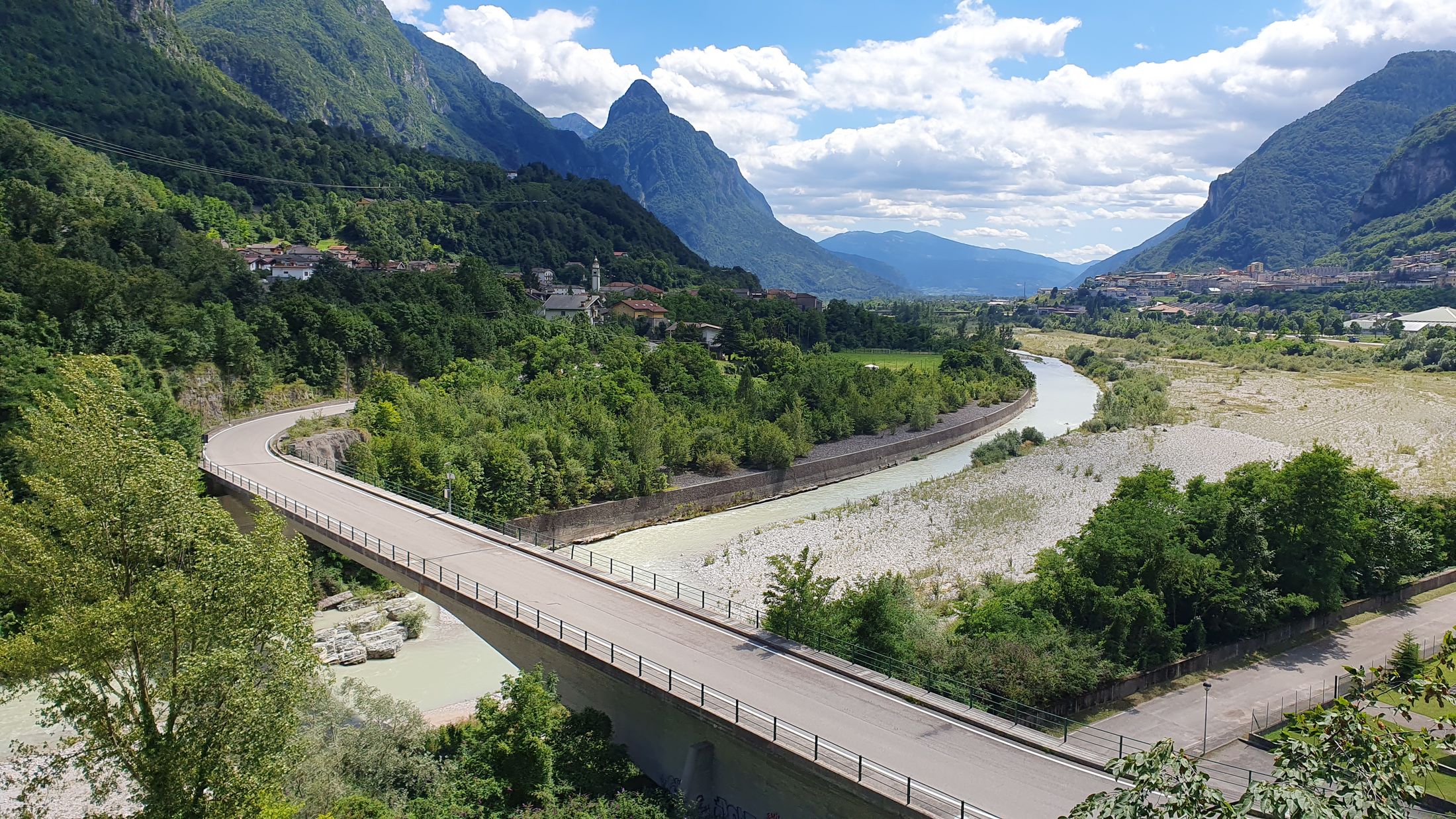 Cykloturistika Lago di Santa Croce, rieka Piava (14) - údolia Piavy