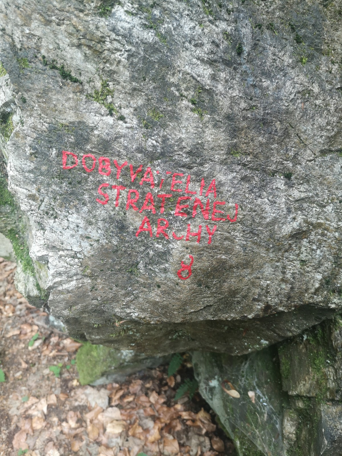 Lomnistá (4) označenie