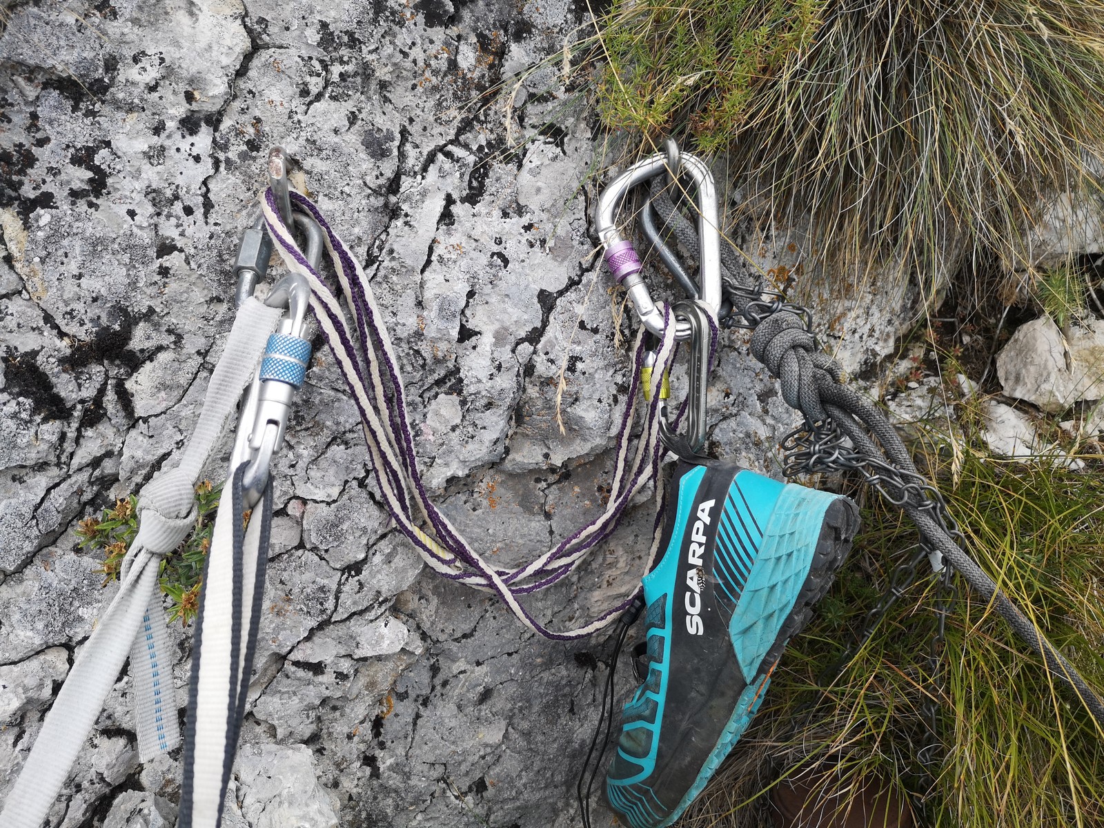 Triple A (20) štand