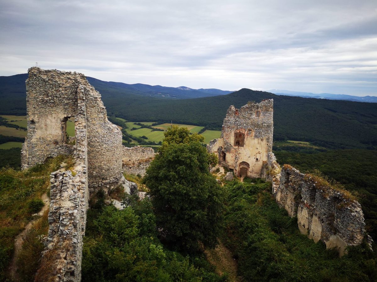Hrad Gýmeš 08