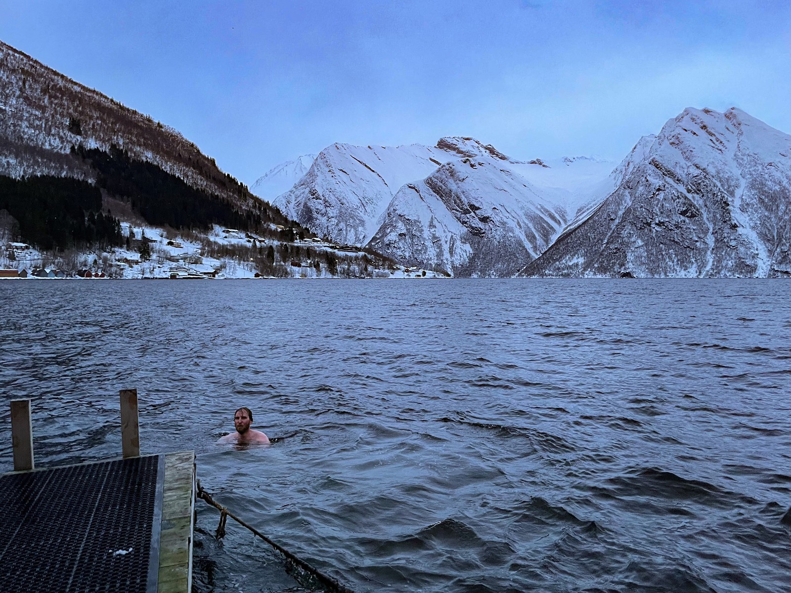 Norsko 2023 (36 D7) kupanie Sæbo
