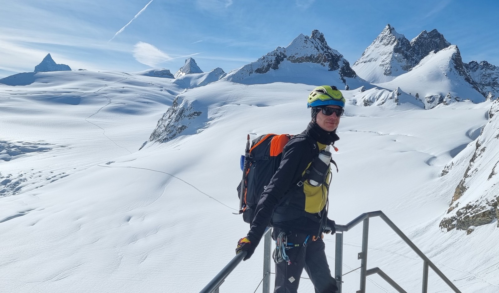 Lavínový batoh Mammut Tour 40 (14) Na terase chaty Bertol