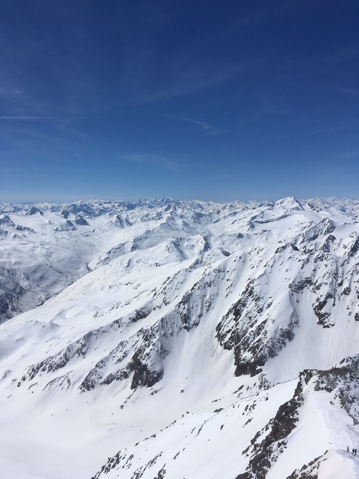 Skialp Pitztal (04) výhľad z vrcholu Wildspitze