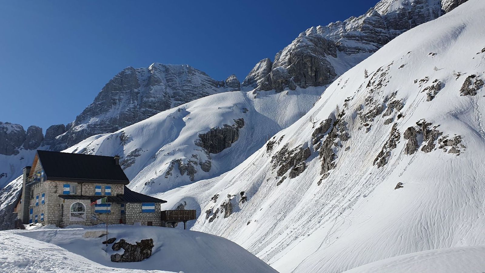 Skialp cez sedlo Bila Pec pod Kanin jar (03)
