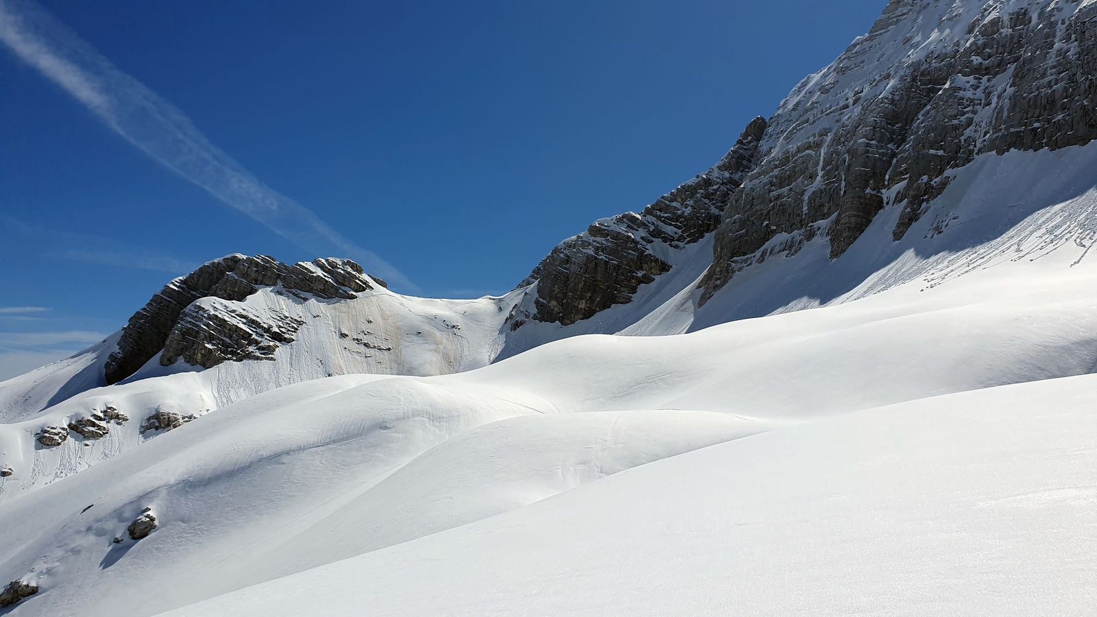 Skialp cez sedlo Bila Pec pod Kanin jar (06)