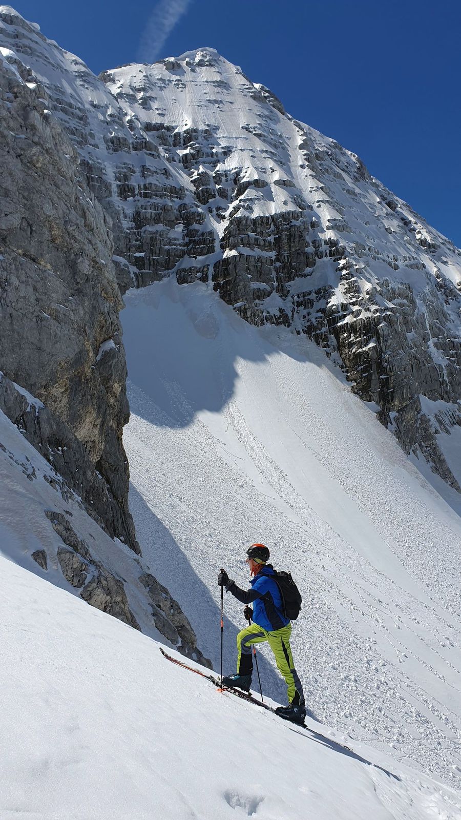 Skialp cez sedlo Bila Pec pod Kanin jar (09)