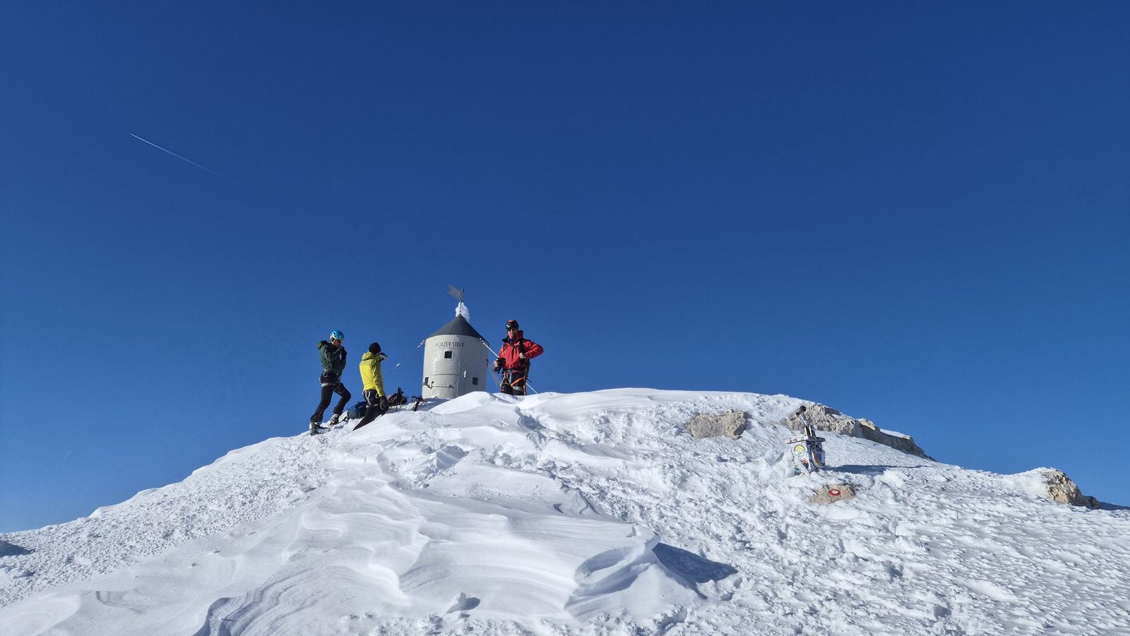 Skialp Triglav cez dolinu Krma (30) Na vrchole