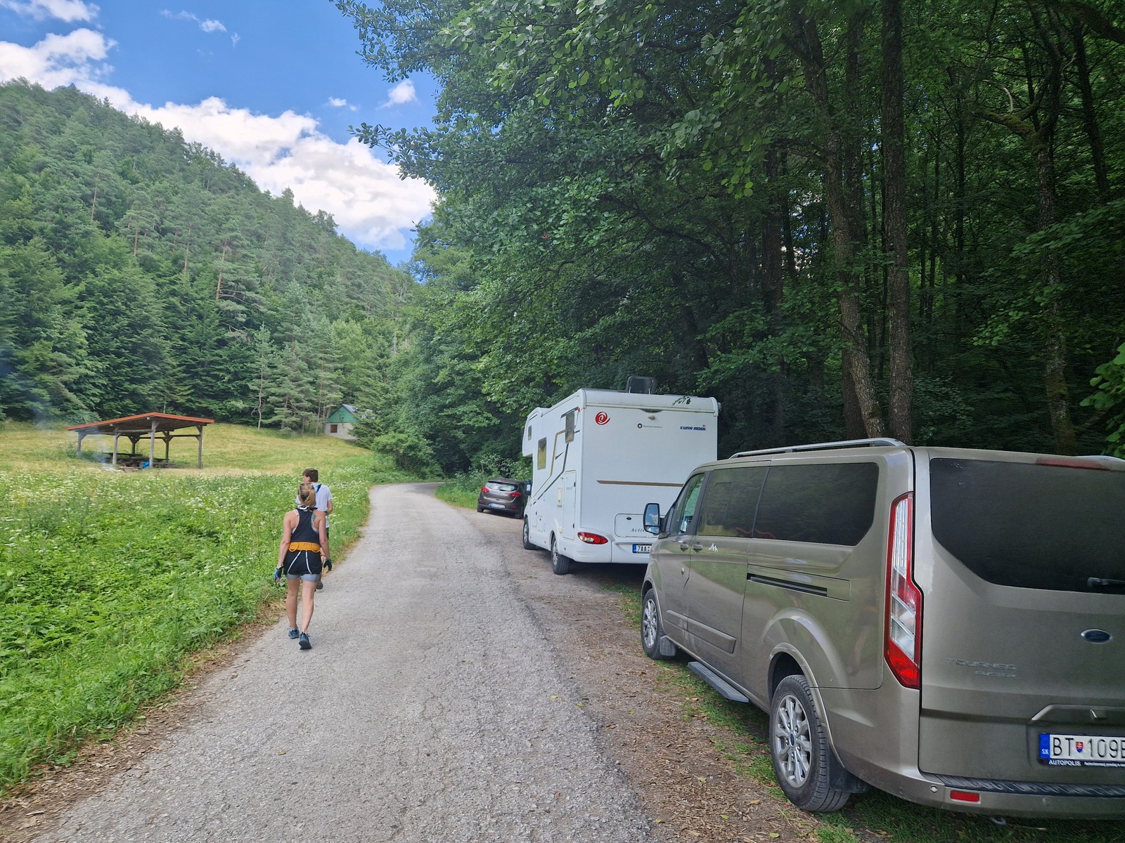 Driekyňa (1) parking