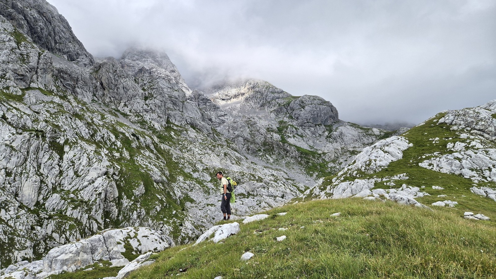 Via Stelle Filanti (16a) Po vylezení cesty